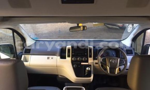 Tenga Tsaru Toyota Verso Chena Mota in Mazabuka in Southern Tenga Tsaru Toyota Verso Chena Mota in Mazabuka in Southern