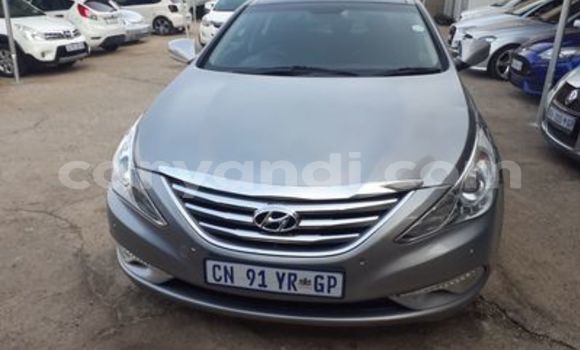 Tenga Tsaru Hyundai Sonata Sirivha Mota in Lusaka in Zambia Tenga Tsaru Hyundai Sonata Sirivha Mota in Lusaka in Zambia