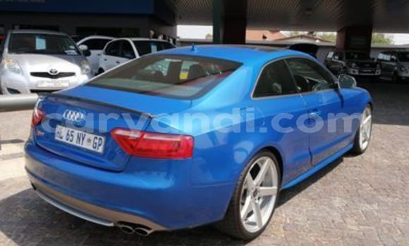 Acheter Occasion Voiture Audi S5 Bleu à Livingstone, Zambie Acheter Occasion Voiture Audi S5 Bleu à Livingstone, Zambie