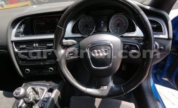 Acheter Occasion Voiture Audi S5 Bleu à Livingstone, Zambie Acheter Occasion Voiture Audi S5 Bleu à Livingstone, Zambie