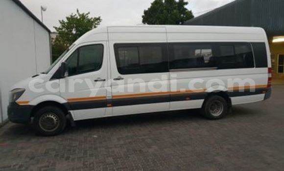 Acheter Occasion Voiture Mercedes‒Benz Viano Blanc à Lusaka, Zambie Acheter Occasion Voiture Mercedes‒Benz Viano Blanc à Lusaka, Zambie