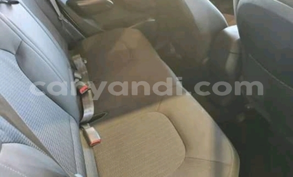 Buy Used Hyundai ix35 White Car in Kabwe in Zambia Buy Used Hyundai ix35 White Car in Kabwe in Zambia