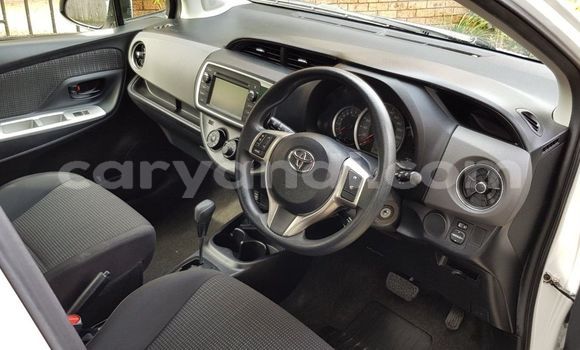 Tenga Tsaru Toyota Yaris Chena Mota in Mwansabombwe in Luapala Tenga Tsaru Toyota Yaris Chena Mota in Mwansabombwe in Luapala
