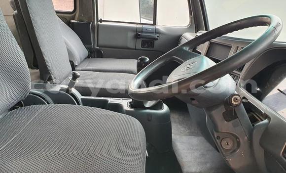 Acheter Occasion Utilitaire Nissan UD Blanc à Chingola, Zambie Acheter Occasion Utilitaire Nissan UD Blanc à Chingola, Zambie