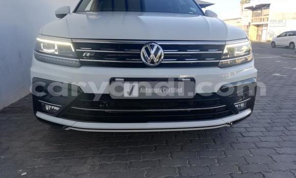 Buy Used Volkswagen Tiguan White Car in Lusaka in Zambia Buy Used Volkswagen Tiguan White Car in Lusaka in Zambia