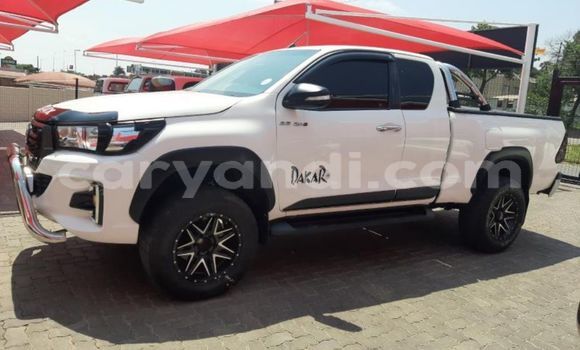 Tenga Tsaru Toyota Hilux Chena Mota in Lusaka in Zambia Tenga Tsaru Toyota Hilux Chena Mota in Lusaka in Zambia