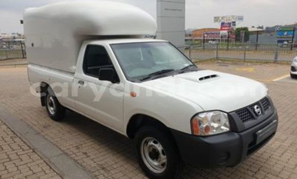 Buy Used Nissan Hardbody White Car in Zambezi in North-Western