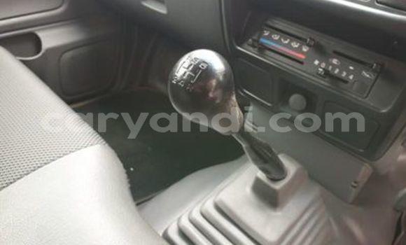 Acheter Occasion Voiture Nissan Hardbody Blanc à Zambèze, Nord-Ouest Acheter Occasion Voiture Nissan Hardbody Blanc à Zambèze, Nord-Ouest