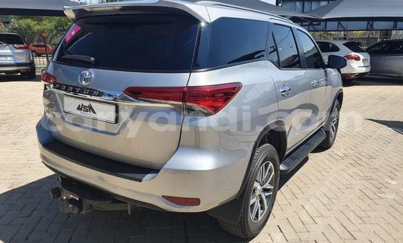 Buy Used Toyota Fortuner Silver Car in Lusaka in Zambia Buy Used Toyota Fortuner Silver Car in Lusaka in Zambia