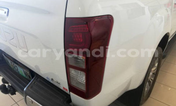 Buy Used Isuzu KB White Car in Mazabuka in Southern Buy Used Isuzu KB White Car in Mazabuka in Southern