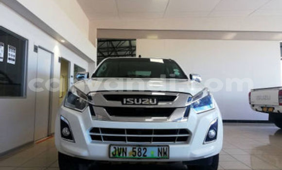 Buy Used Isuzu KB White Car in Mazabuka in Southern Buy Used Isuzu KB White Car in Mazabuka in Southern