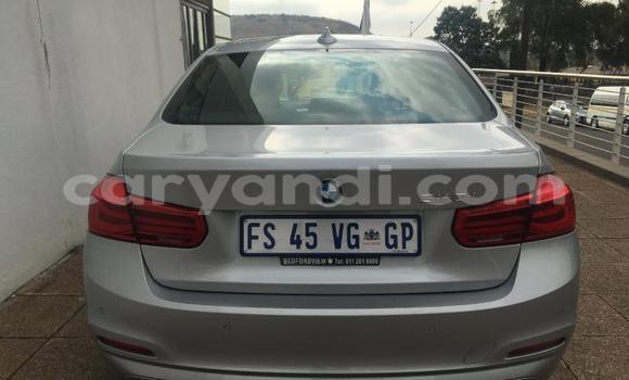 Acheter Occasion Voiture BMW 3–Series Gris à Lusaka, Zambie Acheter Occasion Voiture BMW 3–Series Gris à Lusaka, Zambie