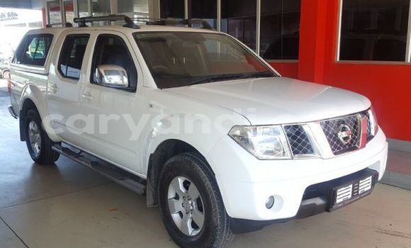 Acheter Occasion Voiture Nissan Navara Blanc à Livingstone, Zambie Acheter Occasion Voiture Nissan Navara Blanc à Livingstone, Zambie