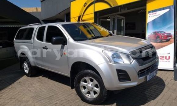 Buy Used Isuzu D–MAX Silver Car in Mazabuka in Southern