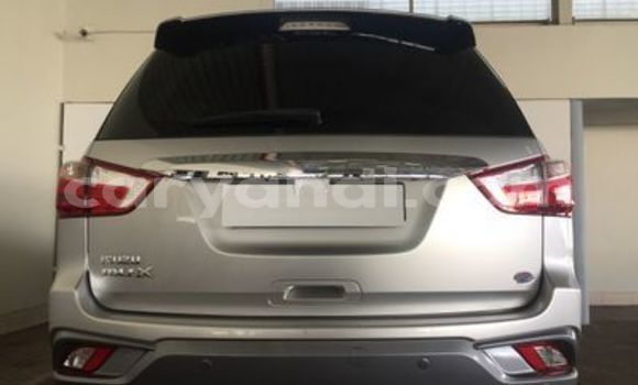 Buy Used Isuzu MU-X Silver Car in Mazabuka in Southern Buy Used Isuzu MU-X Silver Car in Mazabuka in Southern