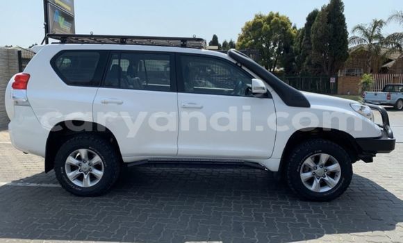 Buy Used Toyota Prado White Car in Mazabuka in Southern Buy Used Toyota Prado White Car in Mazabuka in Southern