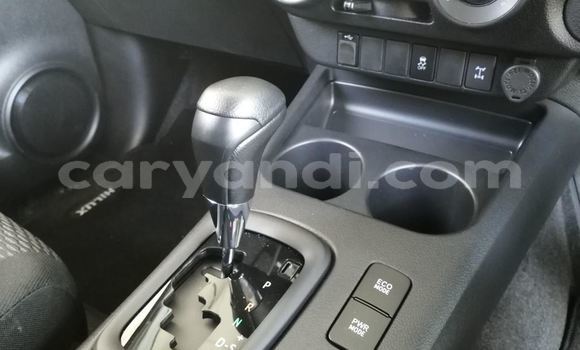 Acheter Occasion Voiture Toyota Hilux Gris à Mazabuka, Du sud Acheter Occasion Voiture Toyota Hilux Gris à Mazabuka, Du sud