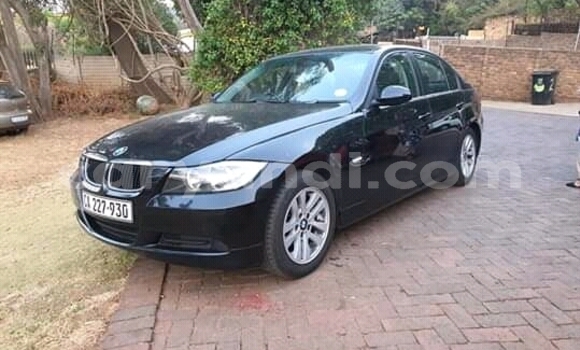 Buy Used BMW 3200 Black Car in Lusaka in Zambia