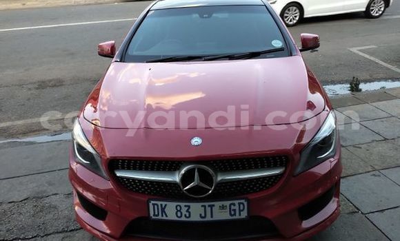 Buy Used Mercedes‒Benz 250 Red Car in Livingstone in Zambia