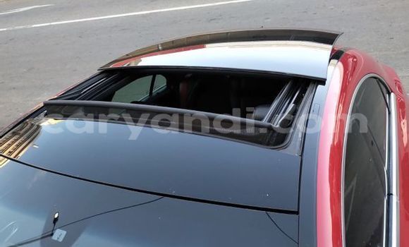 Acheter Occasion Voiture Mercedes‒Benz 250 Rouge à Livingstone, Zambie Acheter Occasion Voiture Mercedes‒Benz 250 Rouge à Livingstone, Zambie