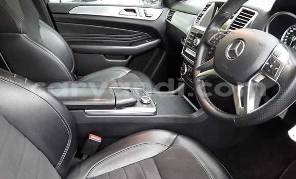 Acheter Occasion Voiture Mercedes‒Benz M–Class Gris à Livingstone, Zambie Acheter Occasion Voiture Mercedes‒Benz M–Class Gris à Livingstone, Zambie