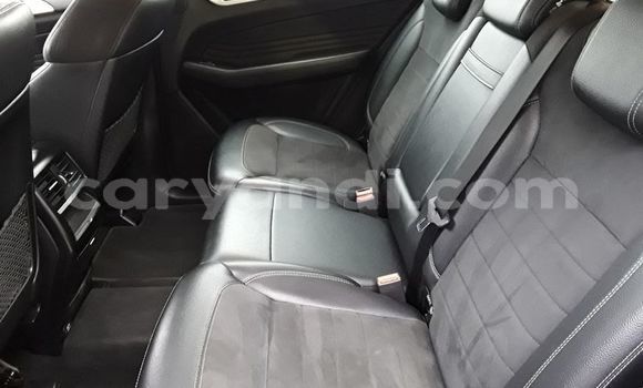 Acheter Occasion Voiture Mercedes‒Benz M–Class Gris à Livingstone, Zambie Acheter Occasion Voiture Mercedes‒Benz M–Class Gris à Livingstone, Zambie
