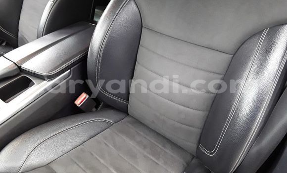 Acheter Occasion Voiture Mercedes‒Benz M–Class Gris à Livingstone, Zambie Acheter Occasion Voiture Mercedes‒Benz M–Class Gris à Livingstone, Zambie