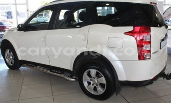 Buy Used Mahindra Xylo White Car in Mazabuka in Southern Buy Used Mahindra Xylo White Car in Mazabuka in Southern