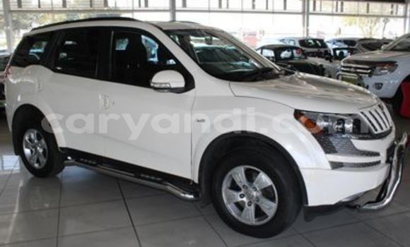 Buy Used Mahindra Xylo White Car in Mazabuka in Southern Buy Used Mahindra Xylo White Car in Mazabuka in Southern