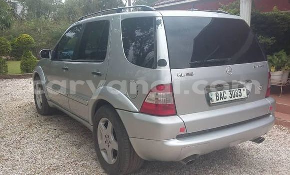 Acheter Occasion Voiture Mercedes‒Benz ML–Class Gris à Lusaka, Zambie Acheter Occasion Voiture Mercedes‒Benz ML–Class Gris à Lusaka, Zambie