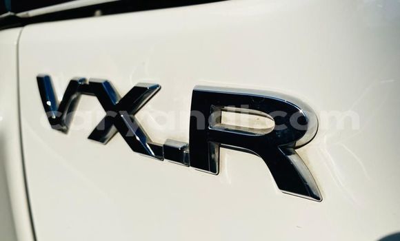 Buy Used Toyota Land Cruiser White Car in Chingola in Zambia Buy Used Toyota Land Cruiser White Car in Chingola in Zambia