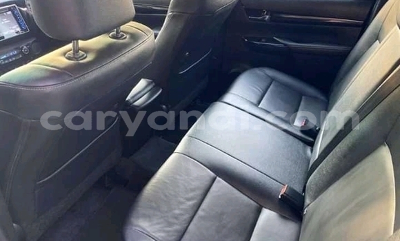 Buy Used Toyota Hilux Silver Car in Lusaka in Zambia Buy Used Toyota Hilux Silver Car in Lusaka in Zambia