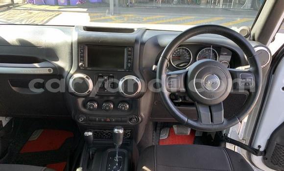 Buy Used Jeep Wrangler White Car in Kitwe in Zambia Buy Used Jeep Wrangler White Car in Kitwe in Zambia