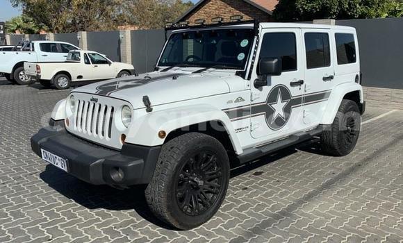 Buy Used Jeep Wrangler White Car in Kitwe in Zambia Buy Used Jeep Wrangler White Car in Kitwe in Zambia