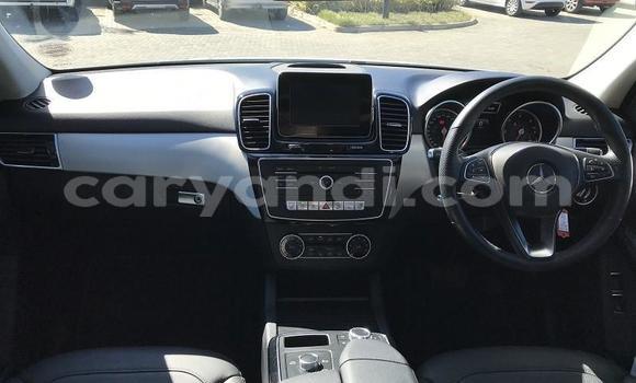 Acheter Occasion Voiture Mercedes‒Benz GLE Blanc à Kabwe, Zambie Acheter Occasion Voiture Mercedes‒Benz GLE Blanc à Kabwe, Zambie