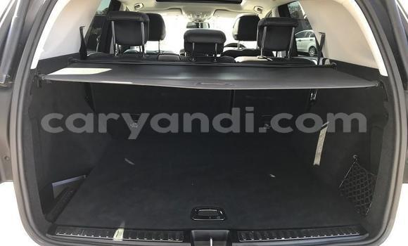 Acheter Occasion Voiture Mercedes‒Benz GLE Blanc à Kabwe, Zambie Acheter Occasion Voiture Mercedes‒Benz GLE Blanc à Kabwe, Zambie