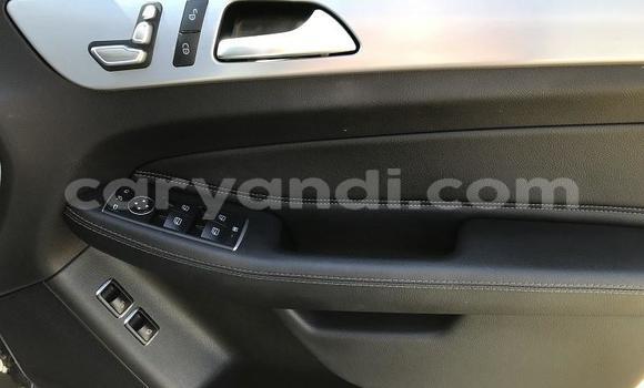 Acheter Occasion Voiture Mercedes‒Benz GLE Blanc à Kabwe, Zambie Acheter Occasion Voiture Mercedes‒Benz GLE Blanc à Kabwe, Zambie