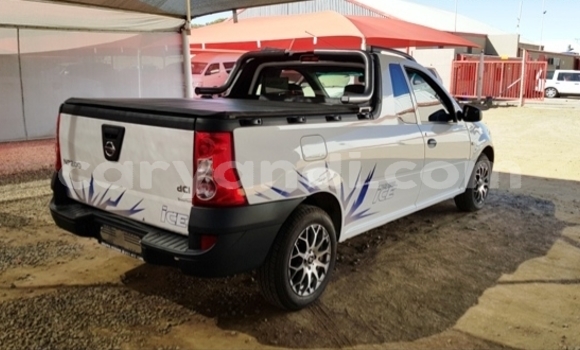 Acheter Occasion Voiture Nissan NP 300 Blanc à Zambèze, Nord-Ouest Acheter Occasion Voiture Nissan NP 300 Blanc à Zambèze, Nord-Ouest