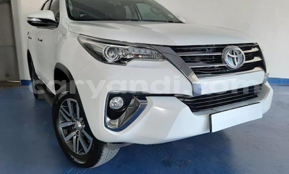 Buy Used Toyota Fortuner White Car in Lusaka in Zambia Buy Used Toyota Fortuner White Car in Lusaka in Zambia