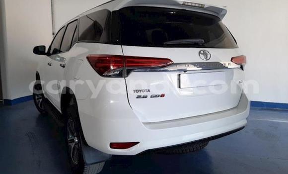 Buy Used Toyota Fortuner White Car in Lusaka in Zambia Buy Used Toyota Fortuner White Car in Lusaka in Zambia