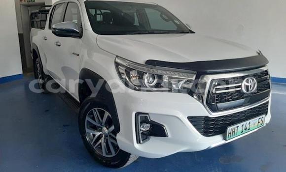 Buy Used Toyota Hilux White Car in Lusaka in Zambia Buy Used Toyota Hilux White Car in Lusaka in Zambia