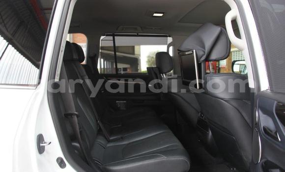 Acheter Occasion Voiture Lexus LX 570 Blanc à Zambèze, Nord-Ouest Acheter Occasion Voiture Lexus LX 570 Blanc à Zambèze, Nord-Ouest