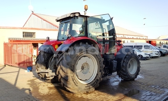 Acheter Occasion Utilitaire DAF CF Rouge à Zambèze, Nord-Ouest Acheter Occasion Utilitaire DAF CF Rouge à Zambèze, Nord-Ouest