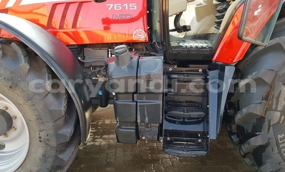 Acheter Occasion Utilitaire DAF CF Rouge à Zambèze, Nord-Ouest Acheter Occasion Utilitaire DAF CF Rouge à Zambèze, Nord-Ouest