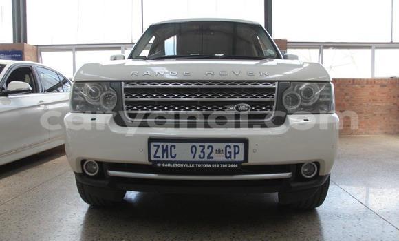 Tenga Tsaru Land Rover Range Rover Sport Chena Mota in Zambezi in North-Western Tenga Tsaru Land Rover Range Rover Sport Chena Mota in Zambezi in North-Western