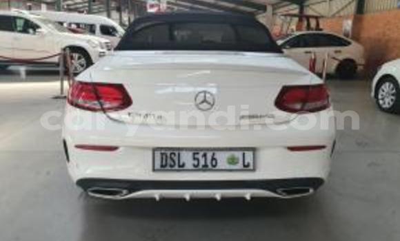 Tenga Tsaru Mercedes‒Benz C–Class Chena Mota in Lusaka in Zambia Tenga Tsaru Mercedes‒Benz C–Class Chena Mota in Lusaka in Zambia