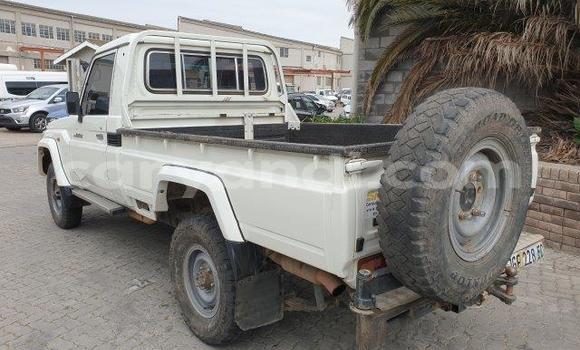 Acheter Occasion Voiture Toyota Land Cruiser Autre à Zambèze, Nord-Ouest Acheter Occasion Voiture Toyota Land Cruiser Autre à Zambèze, Nord-Ouest
