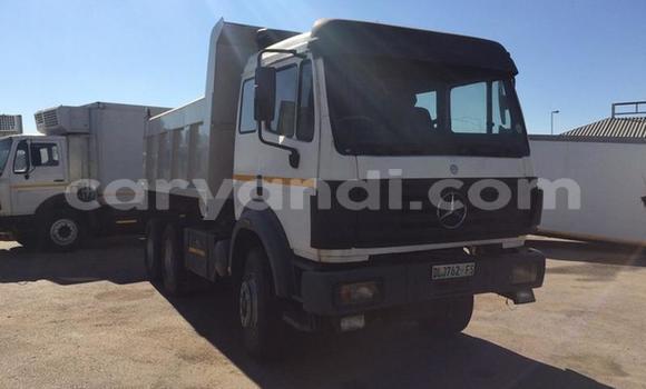 Acheter Occasion Utilitaire Mercedes–Benz 2628 Blanc à Lusaka, Zambie Acheter Occasion Utilitaire Mercedes–Benz 2628 Blanc à Lusaka, Zambie