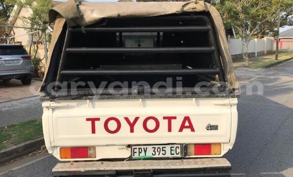 Tenga Tsaru Toyota Land Cruiser Bhurawuni Mota in Lusaka in Zambia Tenga Tsaru Toyota Land Cruiser Bhurawuni Mota in Lusaka in Zambia