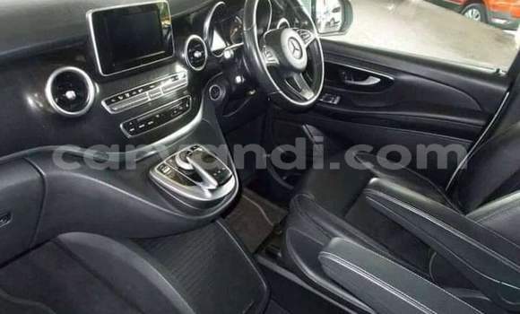 Buy Used Mercedes‒Benz V-klasse Silver Car in Mazabuka in Southern Buy Used Mercedes‒Benz V-klasse Silver Car in Mazabuka in Southern